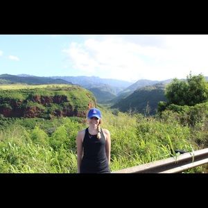 Meet your Posher, Alana